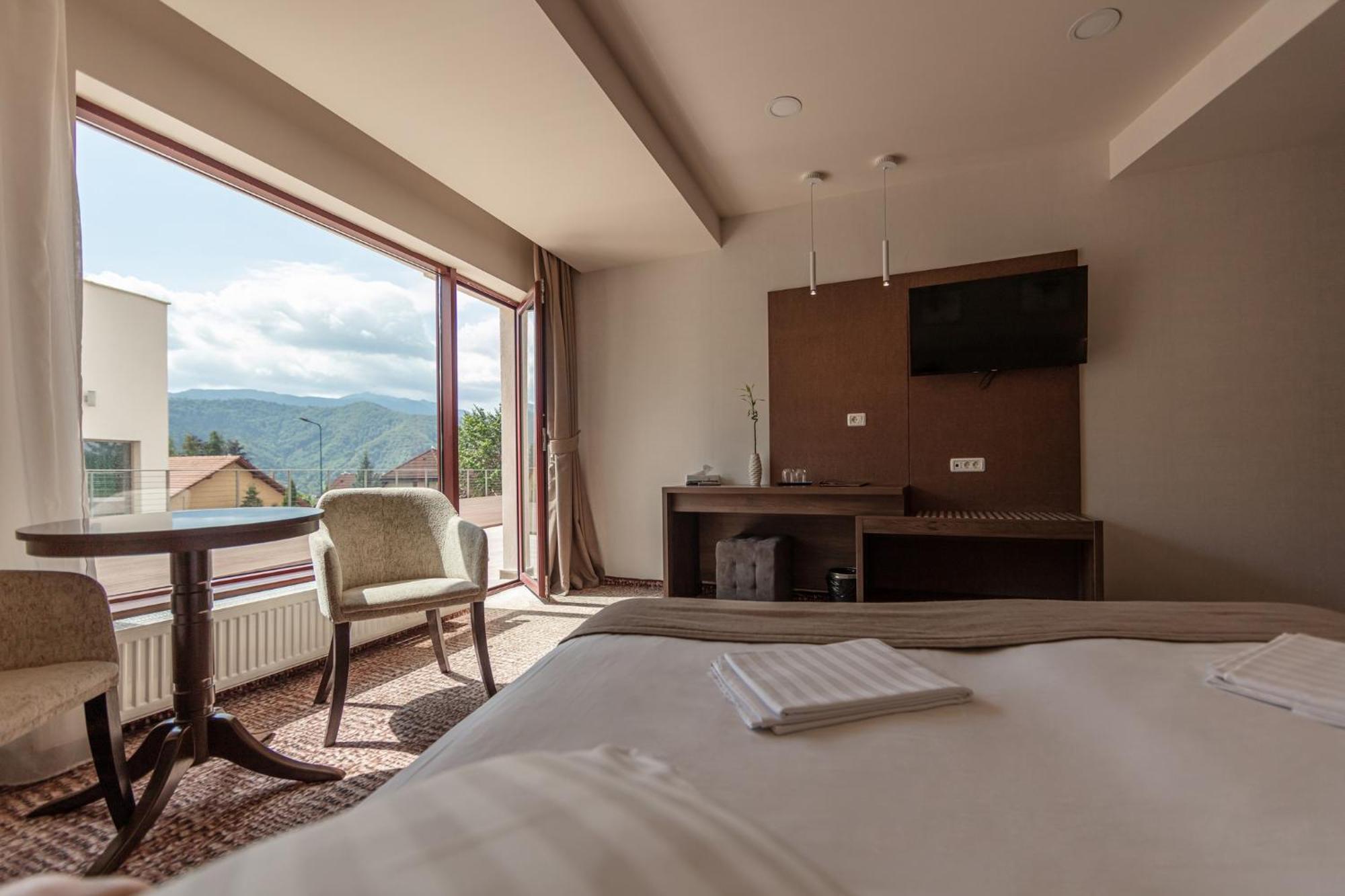 Grand Hotel Belvedere Brasov Exterior photo